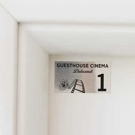 Apartment Cinema Close To Port Dubrovnik